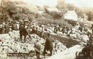 1908: Laying the foundation stone (Photo: courtesy Clive Benney)