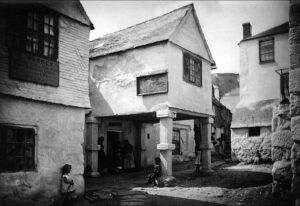 Mousehole in the 1890s (Keigwin Arms)