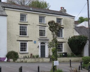 Warmington House - Grade II Listed