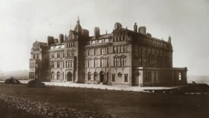 Early 1900s postcard Headland Hotel, Newquay