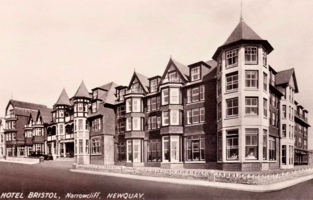Hotel Bristol an early postcard 