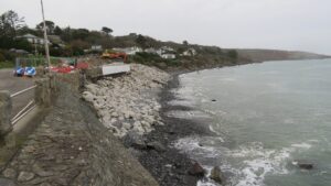 Rebuilding seawall and revetment at Coverack