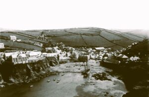 Port Isaac an early image c1900