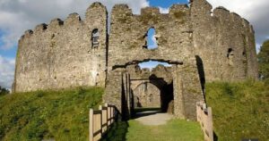 Entrance gateway to Restormel Castle